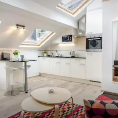 Heart Of Brussels Escape, Steps From Bourse Apartment Exterior photo